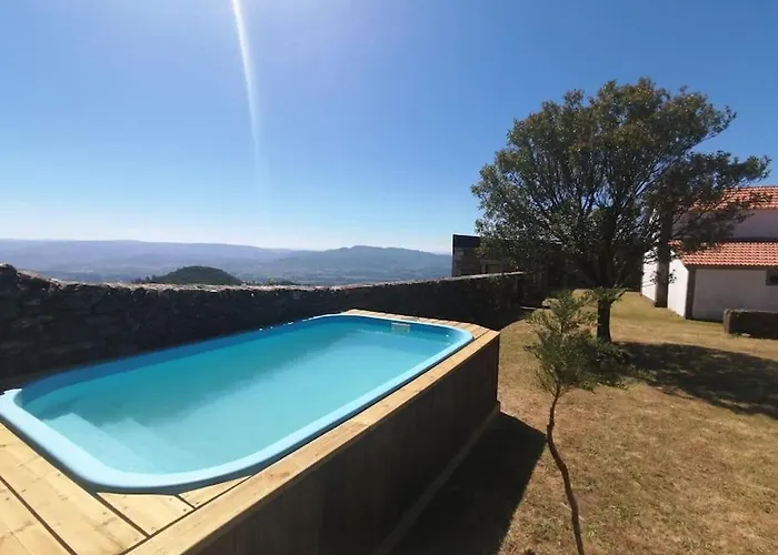 Quarteis De Santa Justa