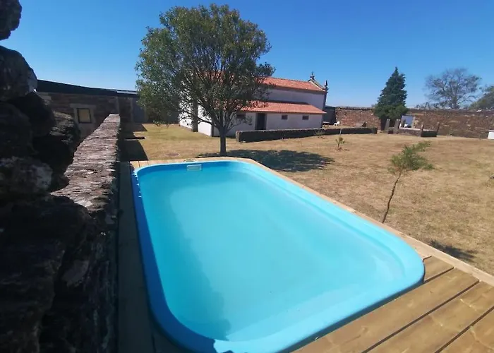 Quarteis De Santa Justa Cerquido