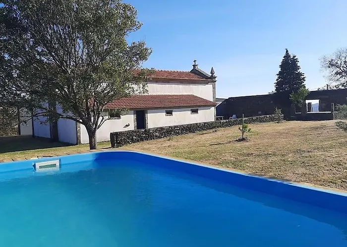 Quarteis De Santa Justa Nyaraló *