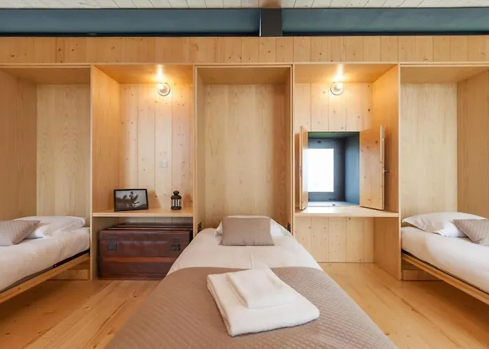 Quarteis De Santa Justa *