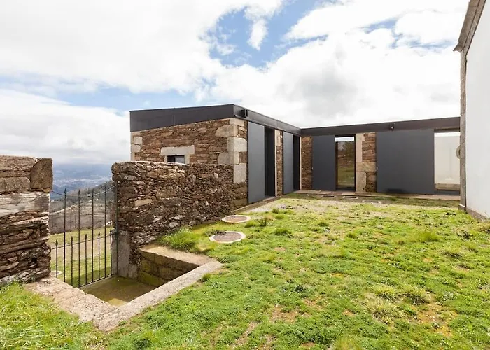 Quarteis De Santa Justa * Cerquido