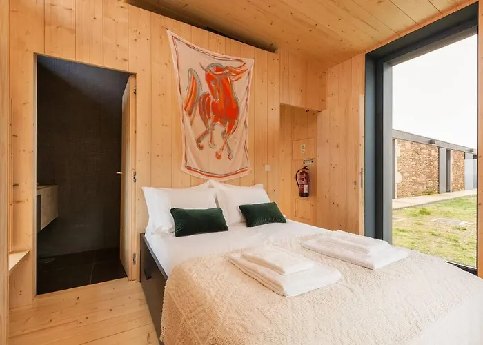 Quarteis De Santa Justa Cerquido